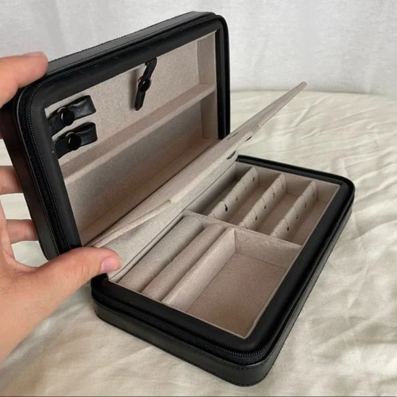 -SOLD- Black Vegan Leather + Suede Travel Jewelry Case - Picture 5 of 8